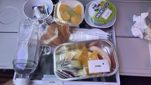 タイ航空,ANAマイル,子連れプーケット,機内食