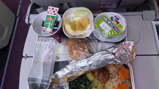 タイ航空,ANAマイル,子連れプーケット,機内食